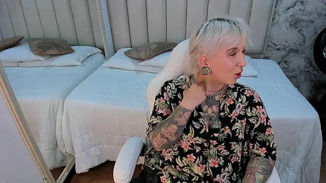 amy ink online show from 10.05.25