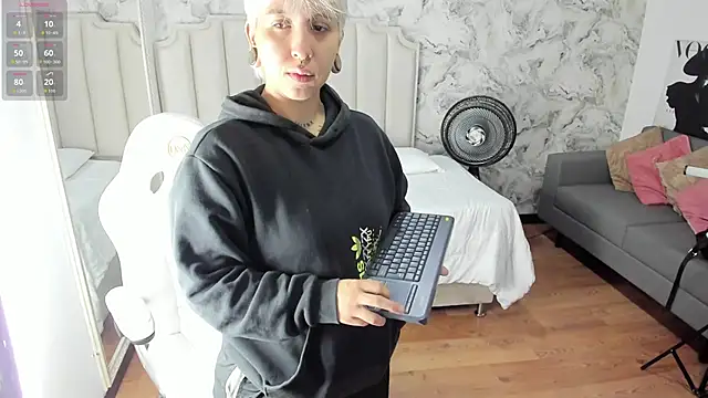 amy ink online show from 10.06.25