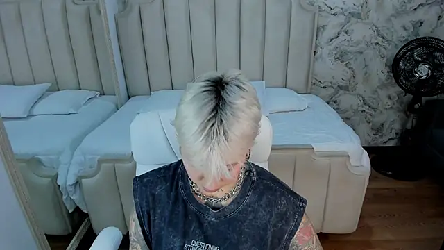 amy ink online show from 10.18.25