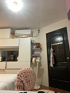 Snapshot of asianmystery203 chatting on 02.28.25 asianmystery203 online show from 02.28.25