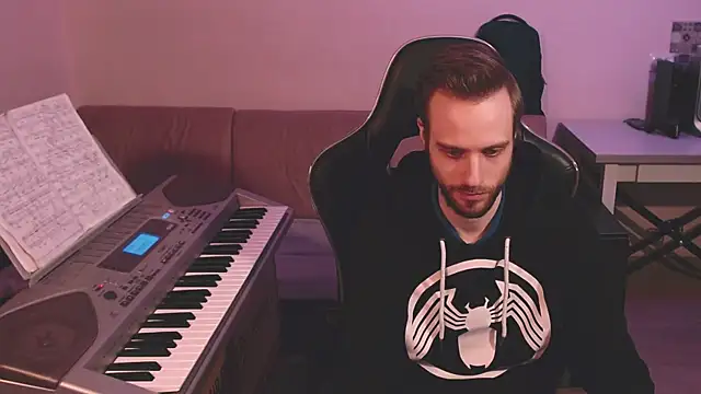 Sweetparker online show from 02.17.25