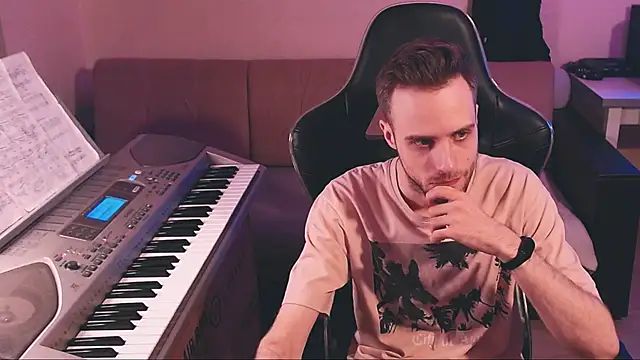 Sweetparker online show from 12.22.25