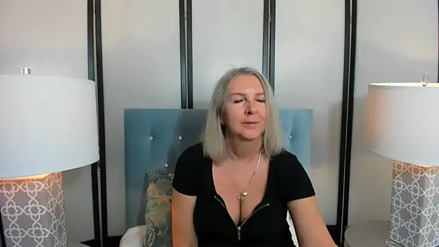 EricaTop online show from 02.13.25