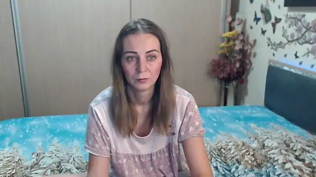 Snapshot of MirabelaSweet chatting on 02.08.26 MirabelaSweet online show from 02.08.26