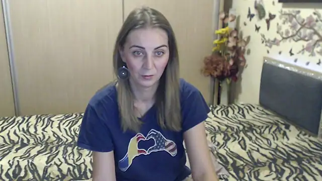 Snapshot of MirabelaSweet chatting on 02.28.26 MirabelaSweet online show from 02.28.26