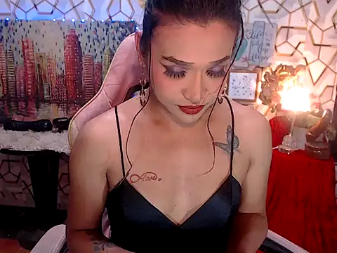 AsianMariaTs online show from 04.30.26