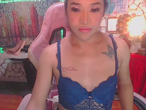 AsianMariaTs online show from 05.08.26
