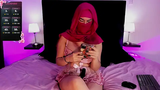 Zafira Alabi online show from 12.19.24