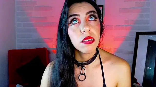 Snapshot of sky_girl1 chatting on 12.11.24 sky girl1 online show from 12.11.24