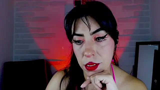 Snapshot of sky_girl1 chatting on 12.19.24 sky girl1 online show from 12.19.24