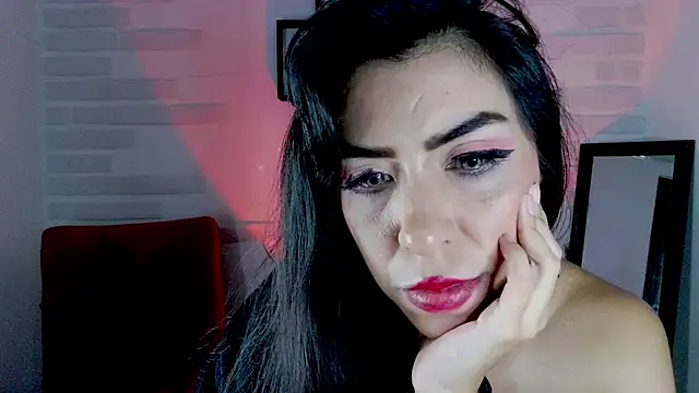 Snapshot of sky_girl1 chatting on 12.21.24 sky girl1 online show from 12.21.24