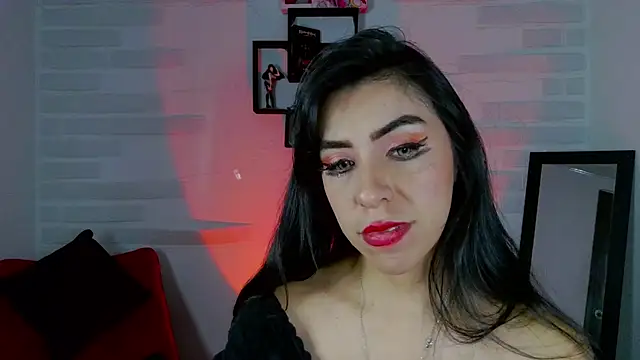 Snapshot of sky_girl1 chatting on 01.09.25 sky girl1 online show from 01.09.25