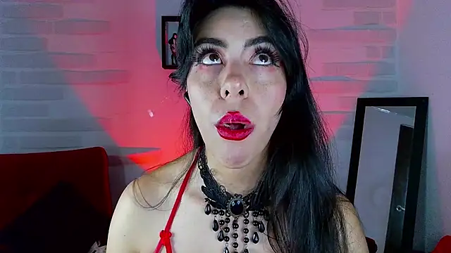 Snapshot of sky_girl1 chatting on 01.18.25 sky girl1 online show from 01.18.25