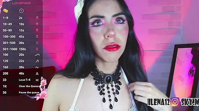 Snapshot of sky_girl1 chatting on 02.04.25 sky girl1 online show from 02.04.25