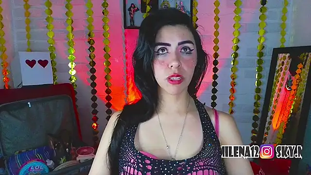 Snapshot of sky_girl1 chatting on 02.26.25 sky girl1 online show from 02.26.25