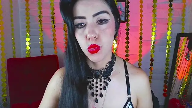 Snapshot of sky_girl1 chatting on 03.04.25 sky girl1 online show from 03.04.25