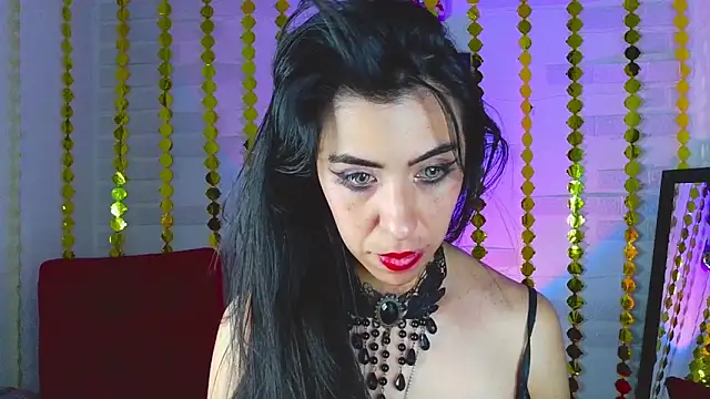 Snapshot of sky_girl1 chatting on 03.08.25 sky girl1 online show from 03.08.25