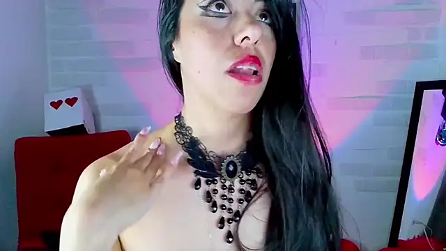 Snapshot of sky_girl1 chatting on 03.22.25 sky girl1 online show from 03.22.25