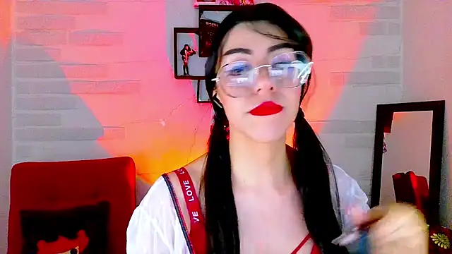 Snapshot of sky_girl1 chatting on 09.27.25 sky girl1 online show from 09.27.25