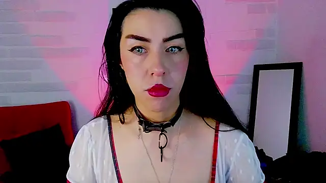 Snapshot of sky_girl1 chatting on 10.18.25 sky girl1 online show from 10.18.25