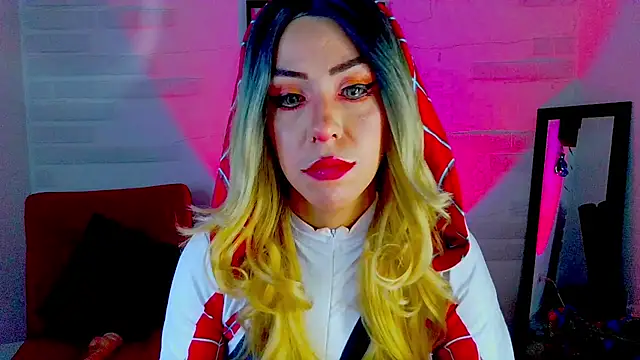 Snapshot of sky_girl1 chatting on 11.07.25 sky girl1 online show from 11.07.25