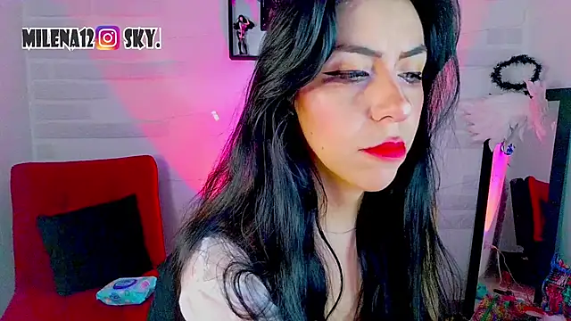 Snapshot of sky_girl1 chatting on 11.25.25 sky girl1 online show from 11.25.25