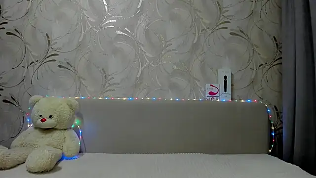 Malika Lisan online show from 02.28.25