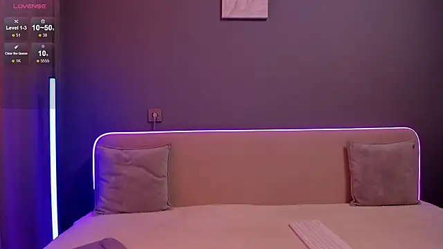 Malika Lisan online show from 10.22.25