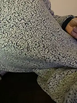 Snapshot of LionBoy1976 chatting on 12.26.24 LionBoy1976 online show from 12.26.24