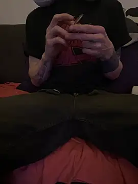 Snapshot of LionBoy1976 chatting on 03.10.25 LionBoy1976 online show from 03.10.25