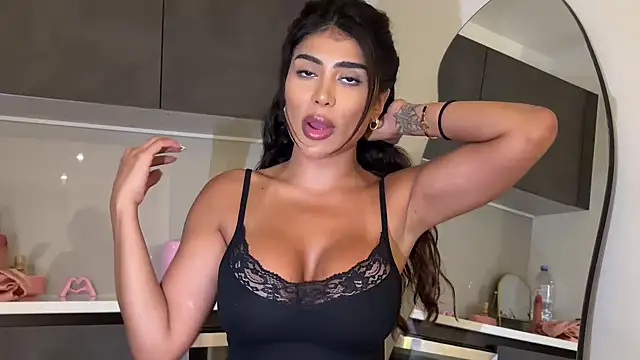 ArabicBarbie online show from 09.26.25