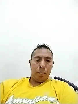 Snapshot of desnudo_Sexoxo chatting on 11.12.25 desnudo Sexoxo online show from 11.12.25