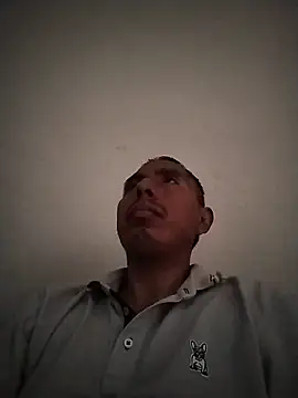 Snapshot of desnudo_Sexoxo chatting on 11.17.25 desnudo Sexoxo online show from 11.17.25