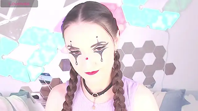 LexiKiss online show from 01.10.25