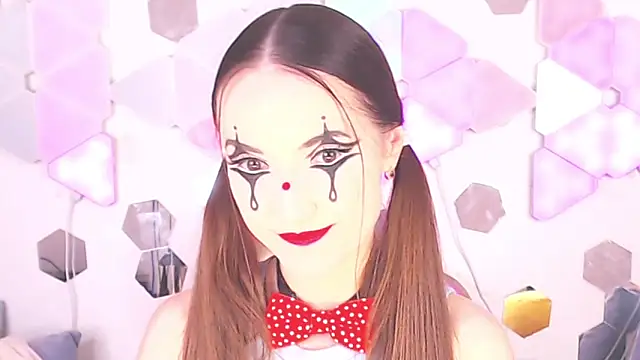 LexiKiss online show from 09.19.25