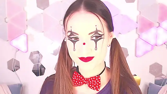 LexiKiss online show from 09.23.25