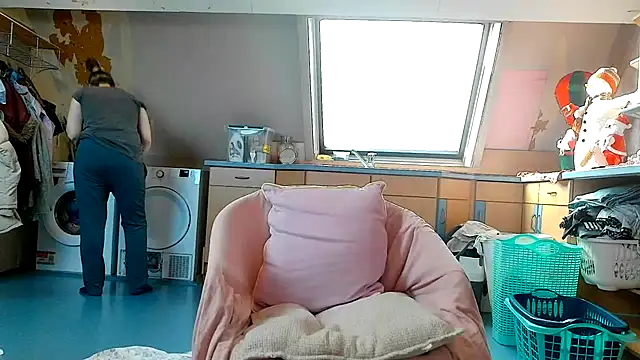 SexyAmanda32 online show from 12.04.25