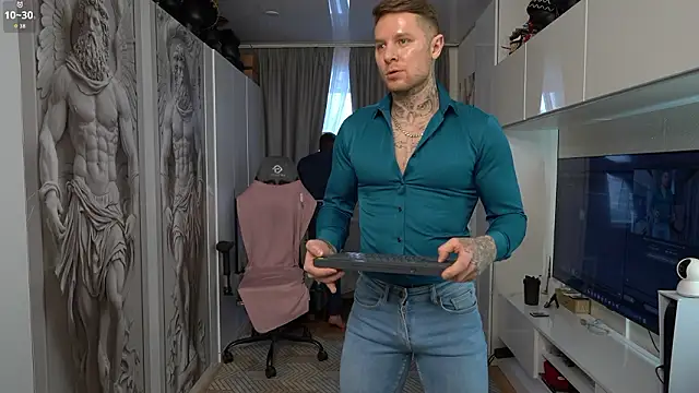 NickHOWLEN online show from 02.20.26