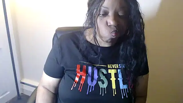 Sexymona1218 online show from 02.01.26