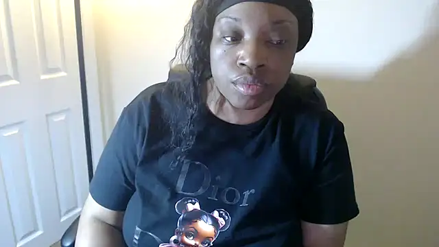 Sexymona1218 online show from 07.25.26