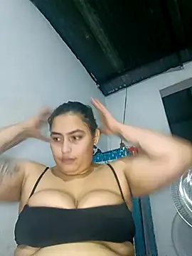 Snapshot of xandra252 chatting on 05.22.26 xandra252 online show from 05.22.26