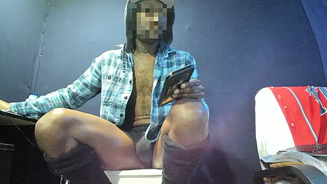 iBreakHeartz online show from 12.24.24