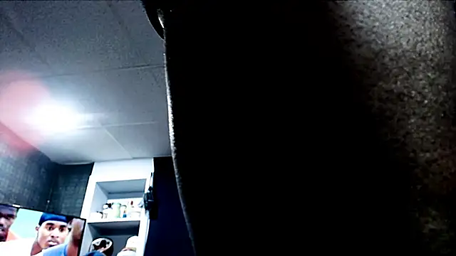 iBreakHeartz online show from 02.19.25