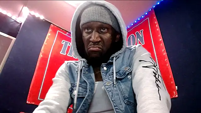 iBreakHeartz online show from 11.05.25