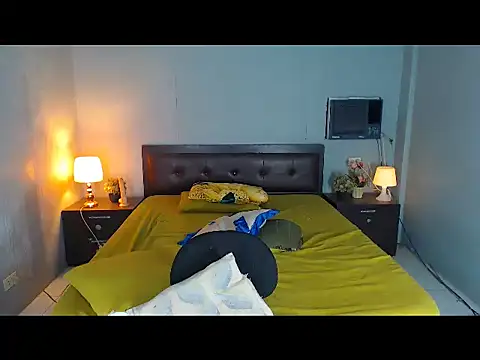 BadGirlsInBedXX online show from 06.09.26