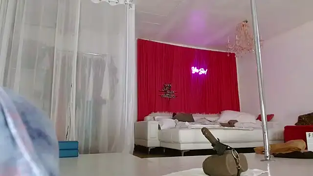 Sweet-Ginger online show from 12.21.24