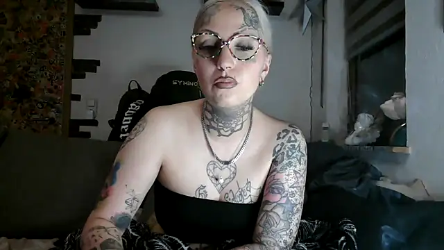 RoxxyInk online show from 04.26.26