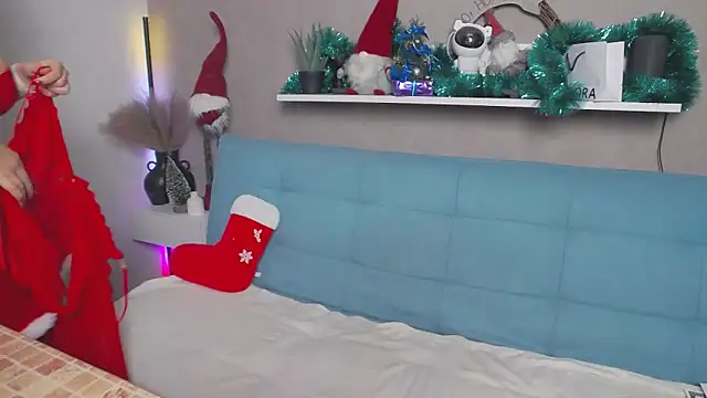 DakotaMae online show from 12.25.24