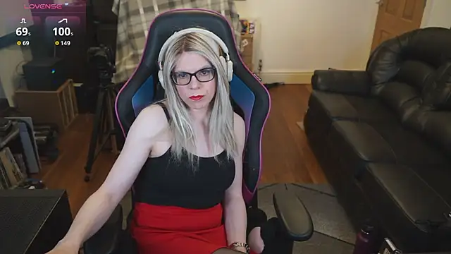 Snapshot of KelseyCobalt chatting on 01.12.26 KelseyCobalt online show from 01.12.26