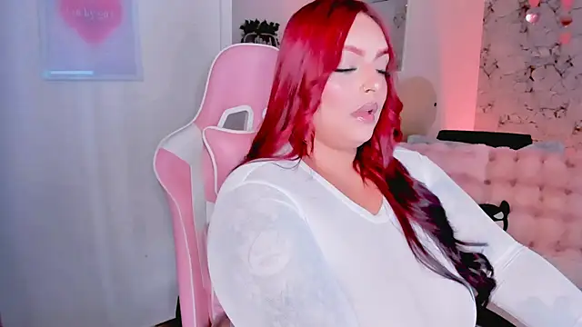 Snapshot of dulce_doll1 chatting on 12.30.24 dulce doll1 online show from 12.30.24